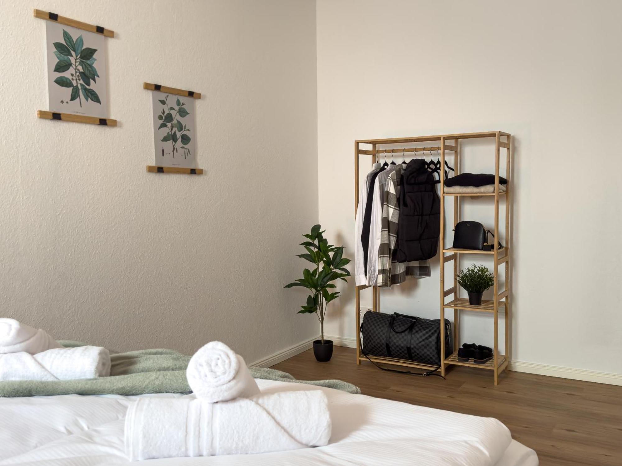 Homelystays Stilvolles Apartment An Der Kirche Lemfoerde Exterior photo